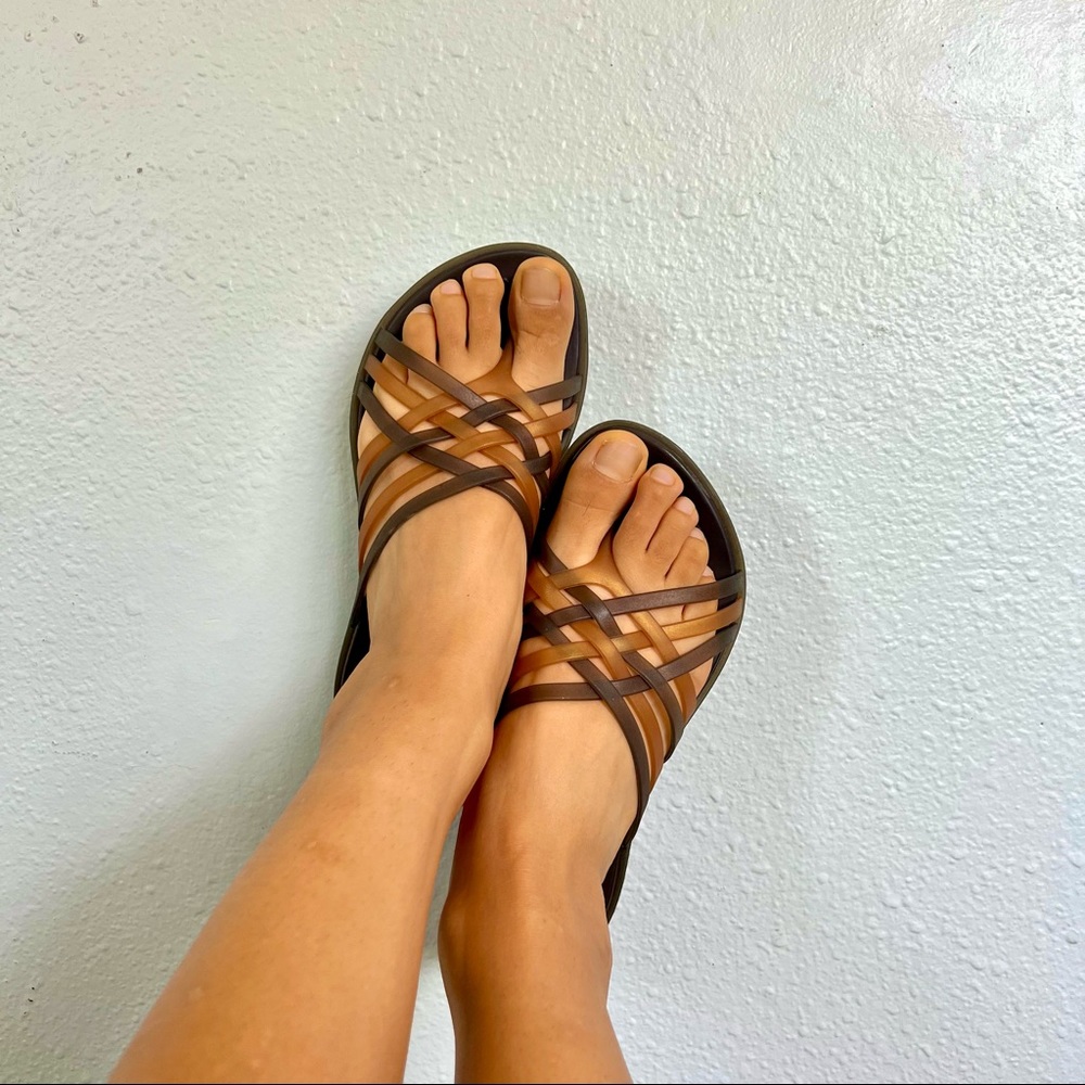 Women Crocs Huarache